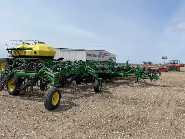 Gallery image 1 for Used 2018 John Deere 1870 Air Drill