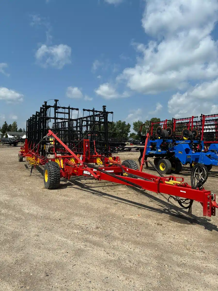 Gallery image 2 for Used 2014 Bourgault 7200 Harrow