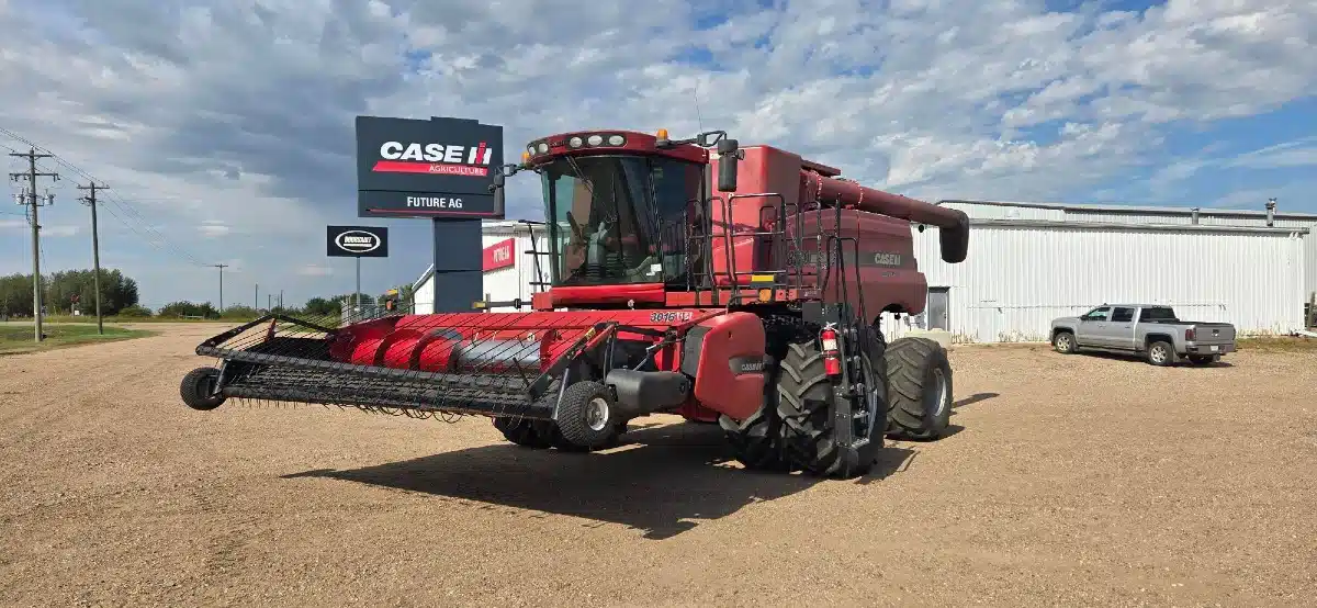 Gallery image 1 for Used 2011 Case IH 8120 Combine