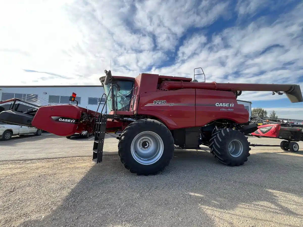 Gallery image 2 for Used 2020 Case IH 9250 Combine
