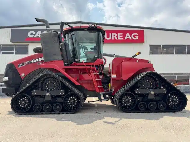 Gallery image 2 for Used 2017 Case IH STEIGER 620 QUADTRAC Tractor