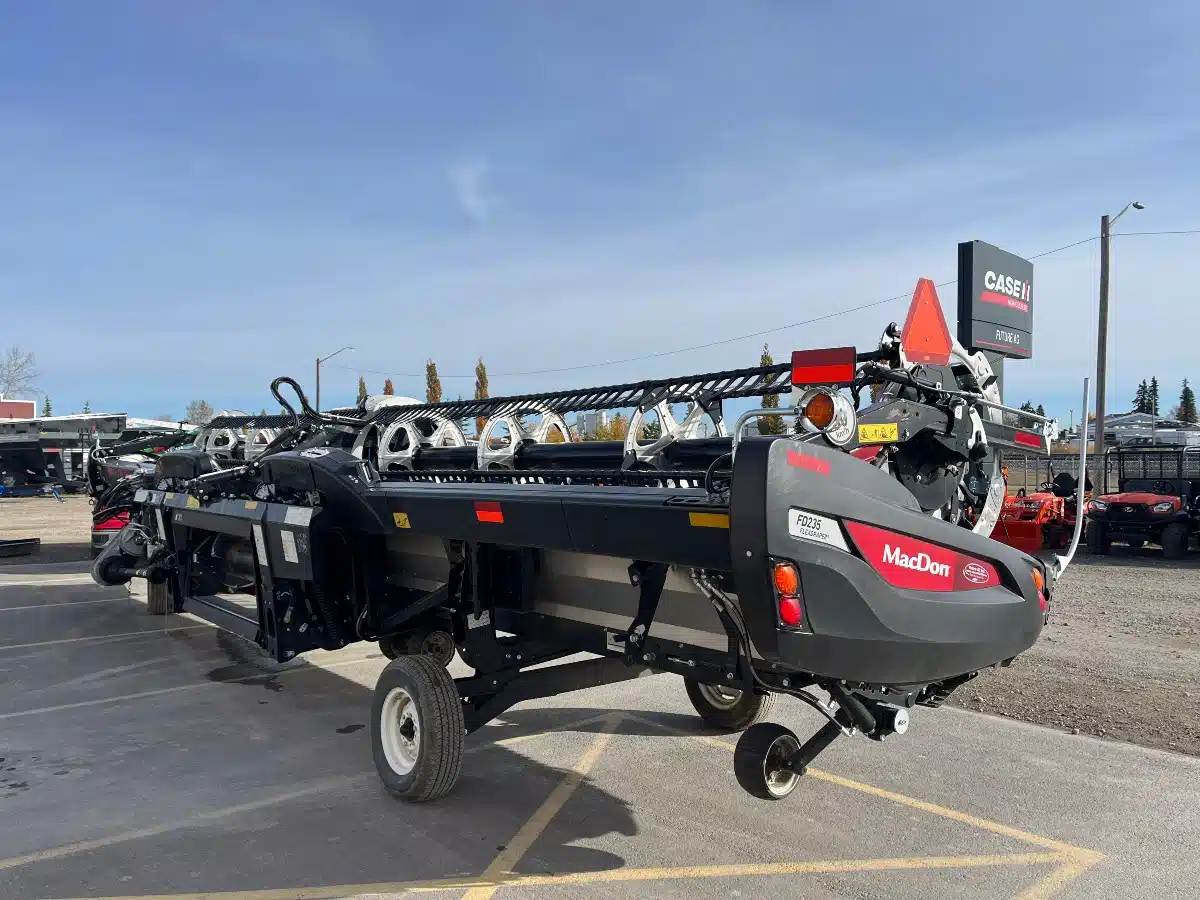 Gallery image 2 for 2022 MacDon FD235 Header - Flex Draper