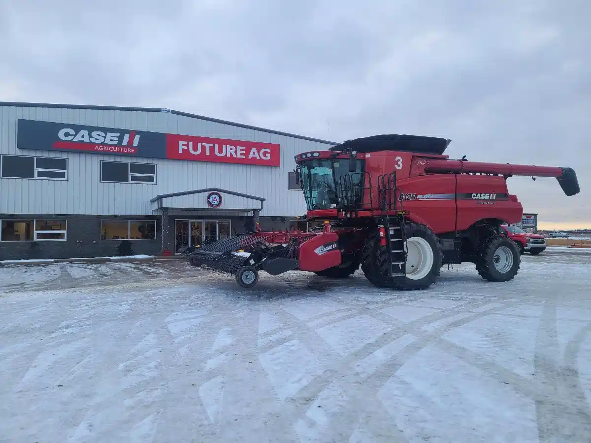 Used 2010 Case IH 8120 Combine