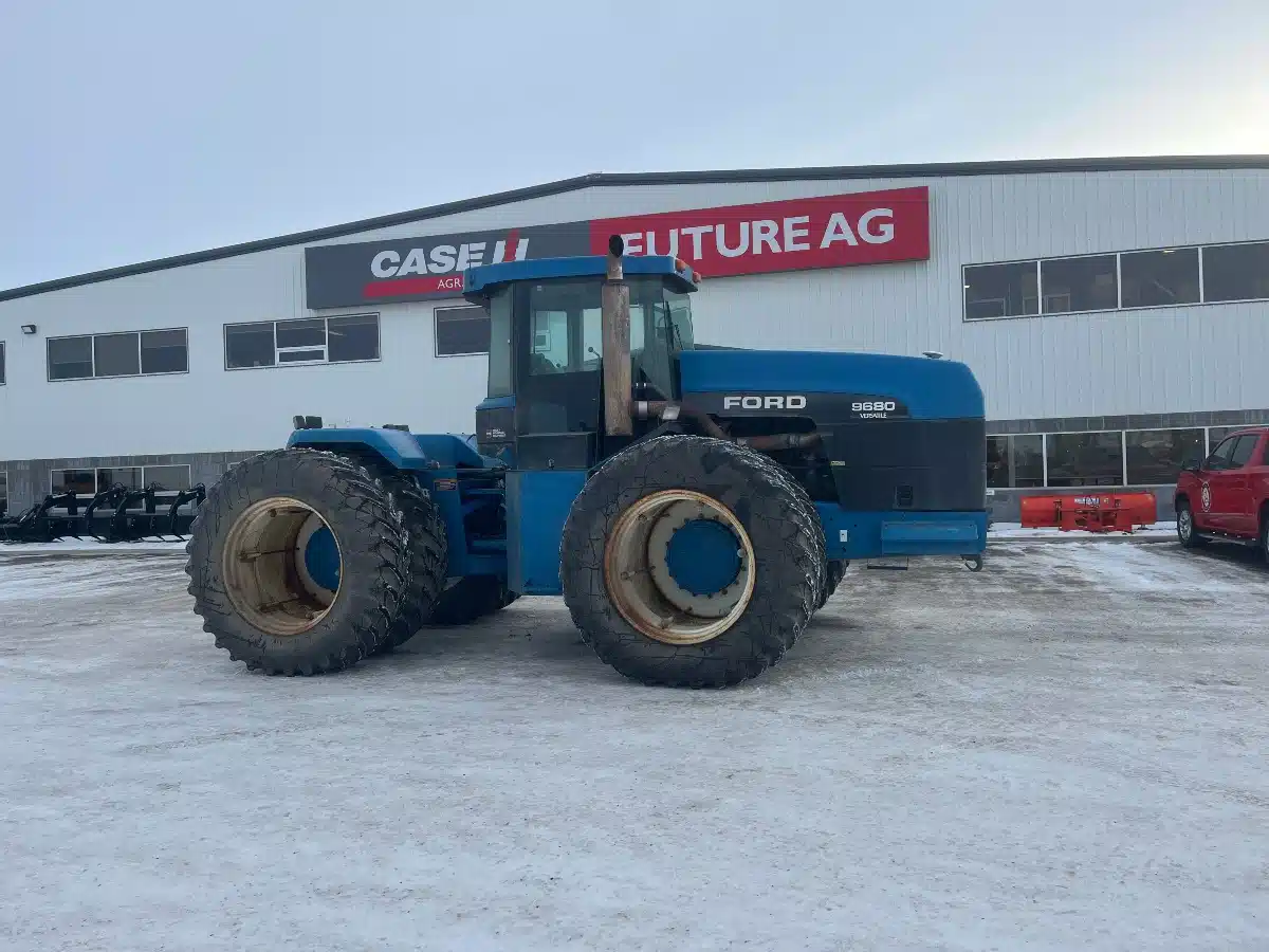 Gallery image 2 for 1994 Ford 9680 Tractor