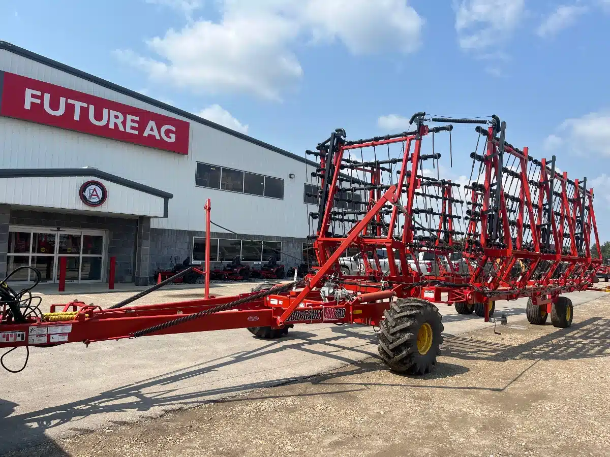 Gallery image 1 for 2018 Bourgault XR750 Harrow