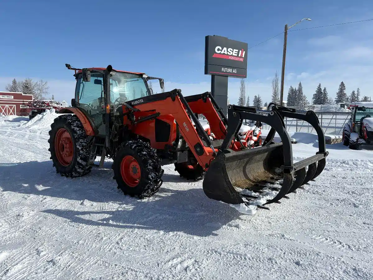 Gallery image 2 for 2015 Kubota M135GX Tractor