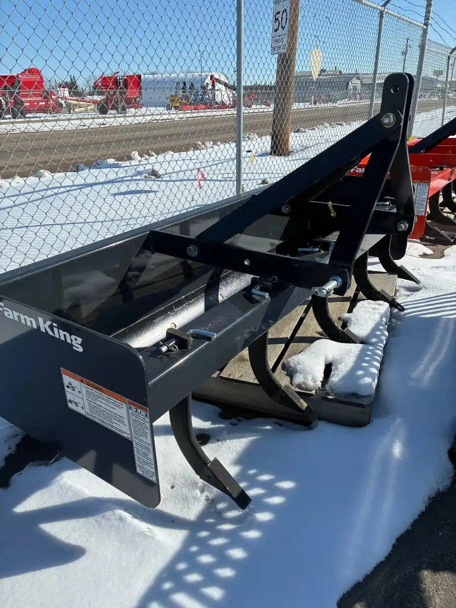 Gallery image 2 for 2024 Farm King 725 Box Scraper