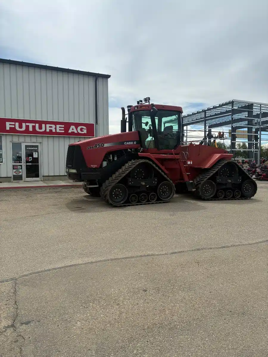 Gallery image 1 for 2002 Case IH STX450 QUADTRAC Tractor