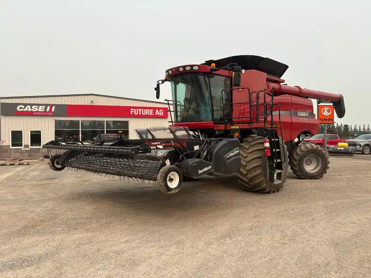 2013 Case IH 8230