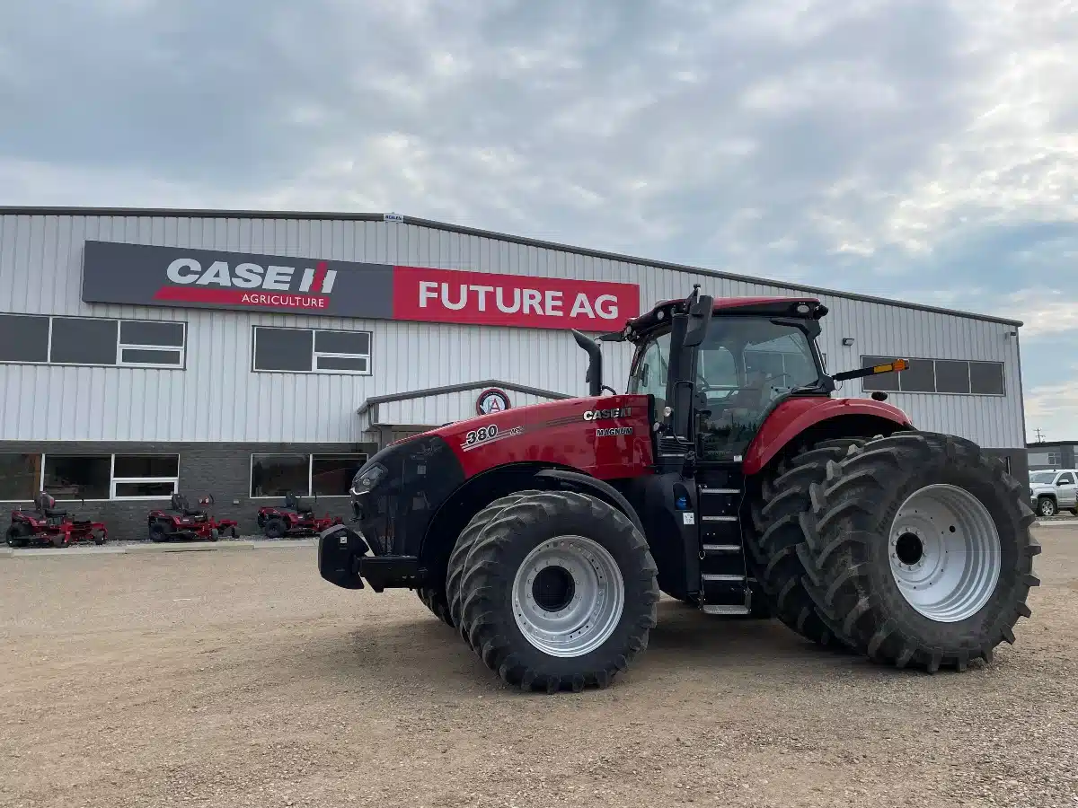 Gallery image 1 for 2023 Case IH MAGNUM 380 Tractor