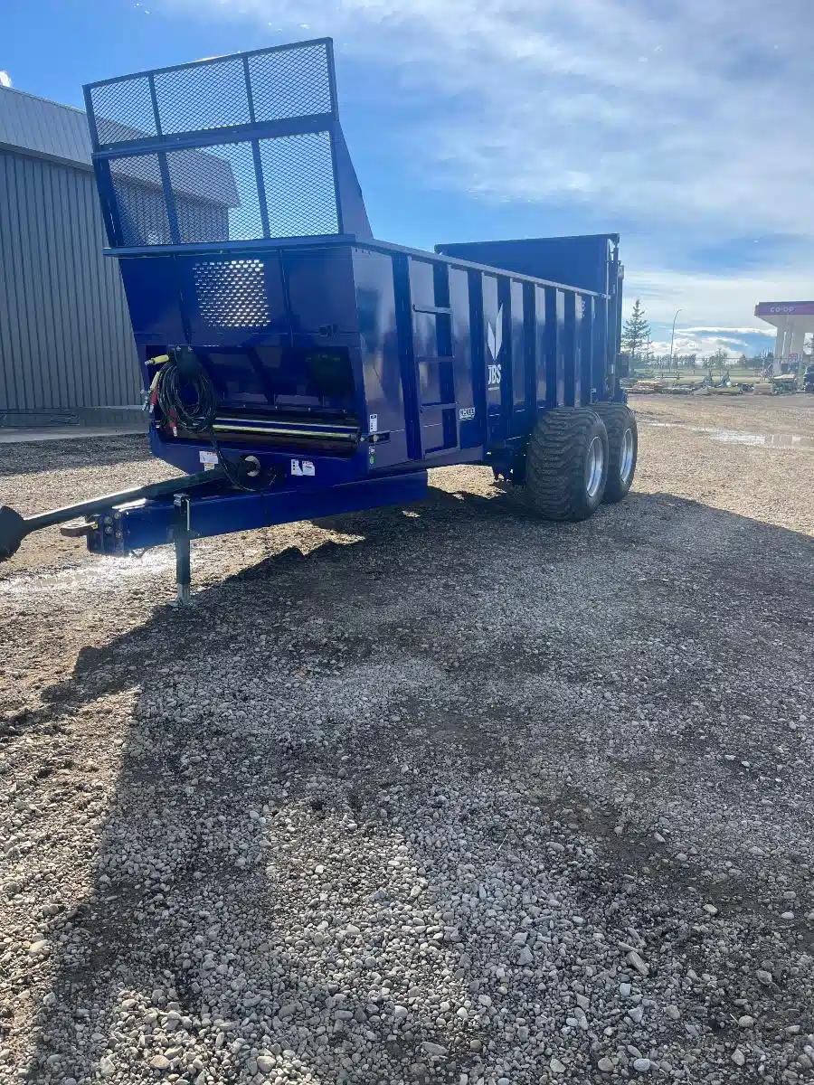 Gallery image 1 for Used 2023 JBS E-2048 Manure Spreader