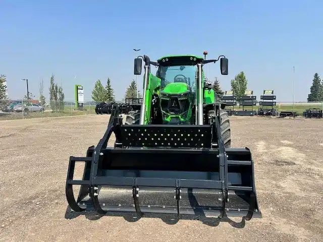 Gallery image 2 for New 2023 Deutz Fahr 6160 Tractor