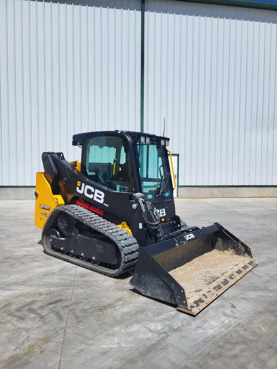 Gallery image 2 for New 2024 JCB 215T Track Loader