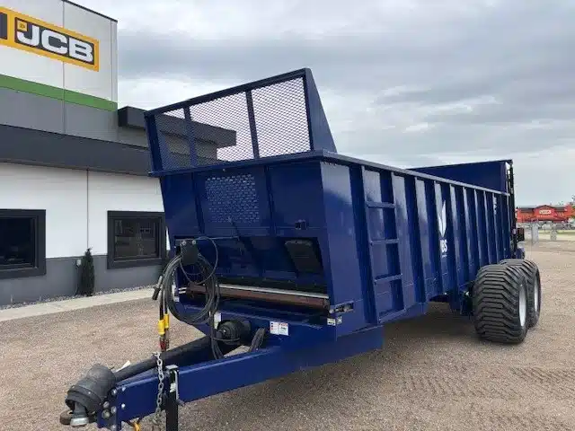 Gallery image 1 for Used 2021 JBS VMEC 2448 Manure Spreader