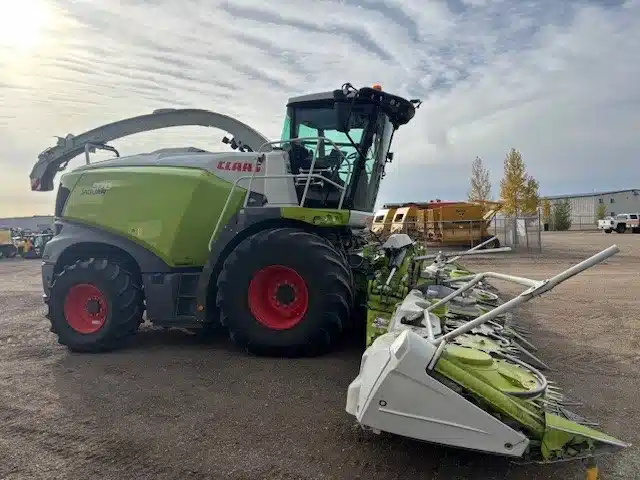 Gallery image 2 for Used 2022 CLAAS JAGUAR 970 Forage Harvester