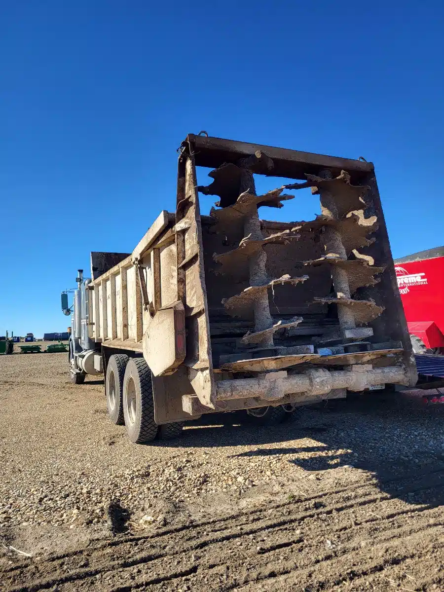 Gallery image 2 for Used 2022 Kuhn Knight ProSpread PSC171V Manure Spreader