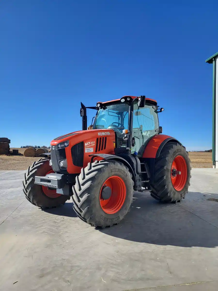 Gallery image 2 for Used 2018 Kubota M7-151P KVT Tractor