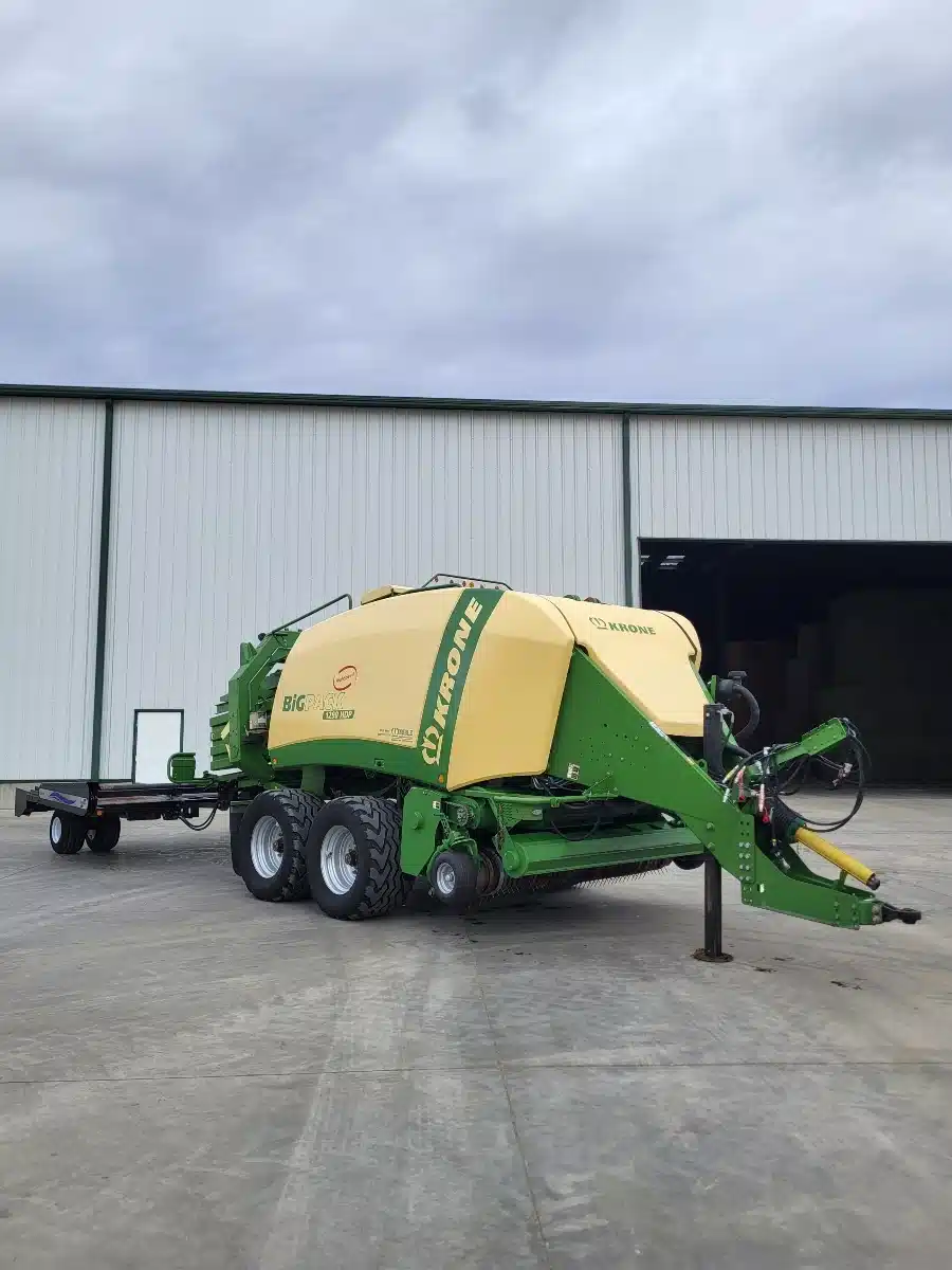 Gallery image 2 for 2016 Krone BIG PACK 1290 HDP Square Baler - Large