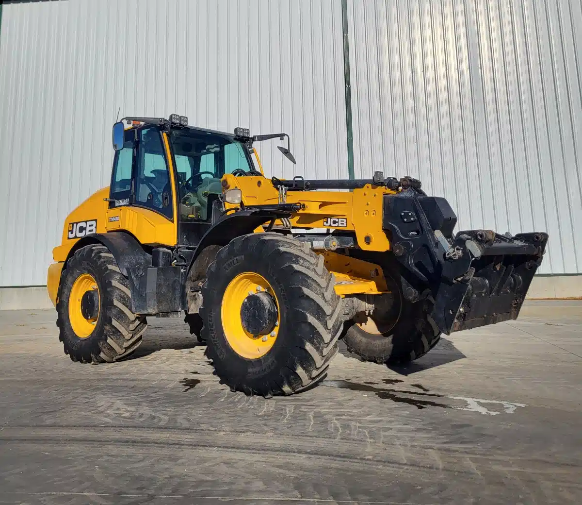 Gallery image 2 for Used 2024 JCB TM420 Wheel Loader
