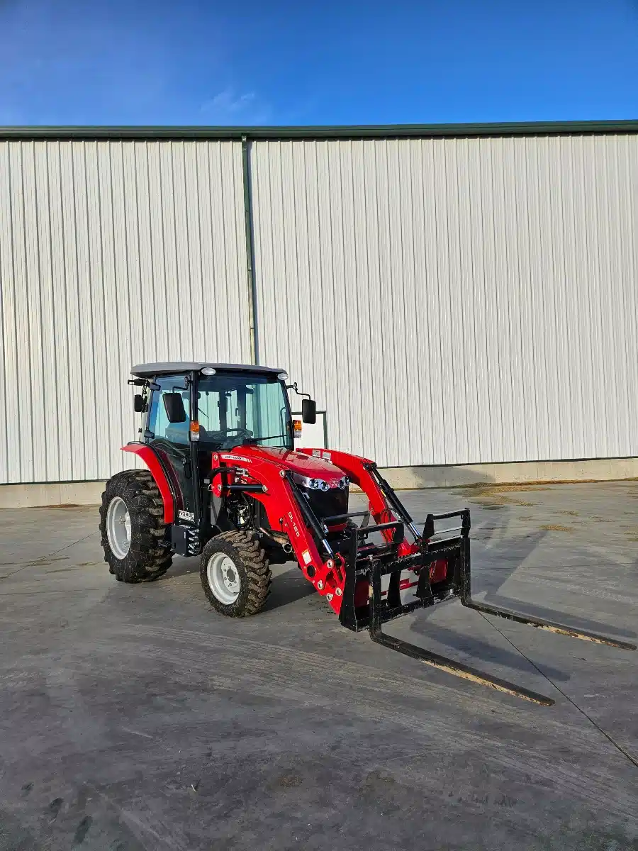 Used 2016 Massey Ferguson 1742 Tractor