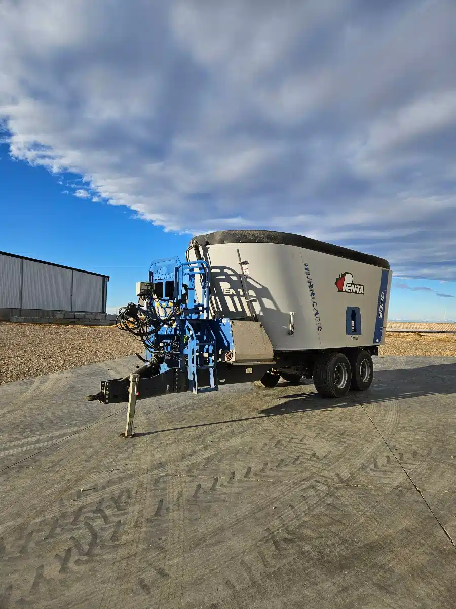 2022 Penta 9630 TMR Mixer