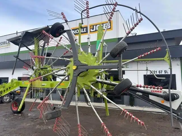 Gallery image 1 for 2021 CLAAS LINER 1900 Rake