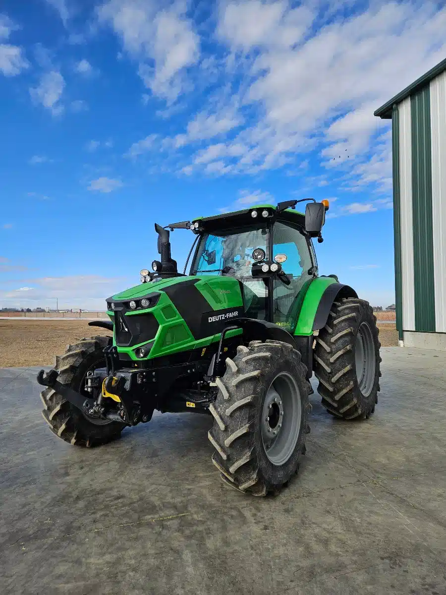 Gallery image 2 for 2019 Deutz Fahr AGROTRON 6140 TTV Tractor