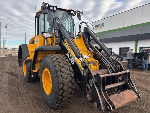 2022 JCB 437 Wheel Loader