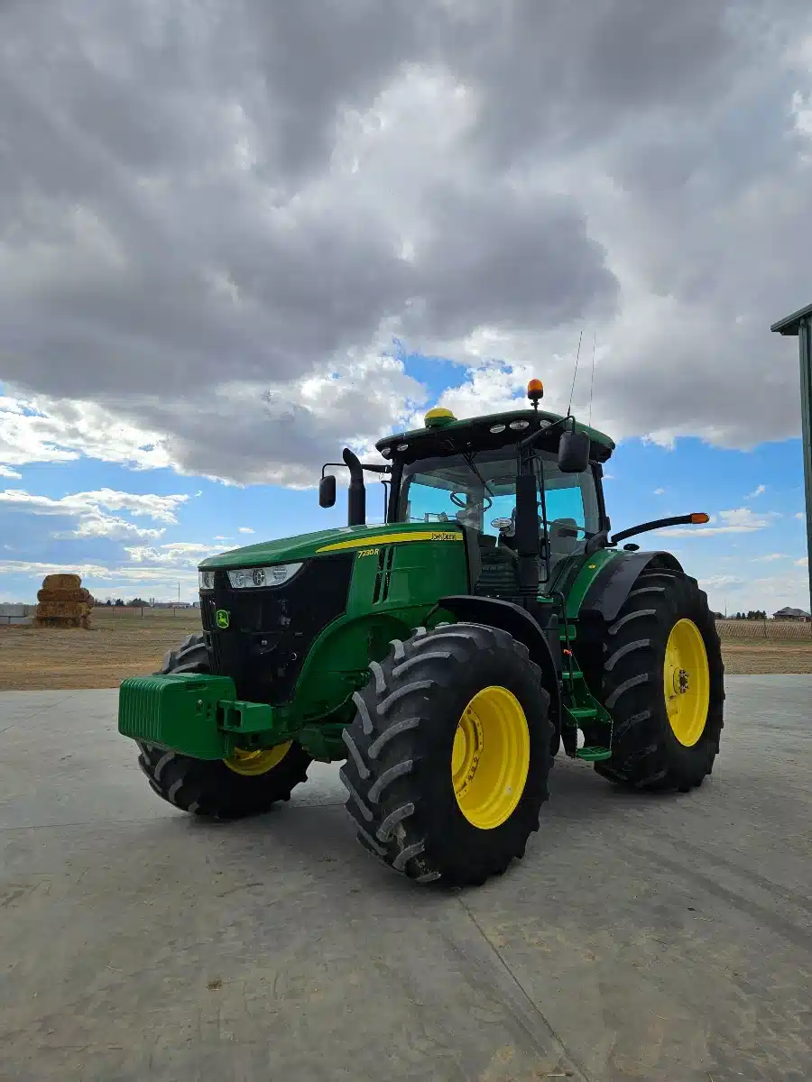 Gallery image 2 for 2015 John Deere 7230R Tractor