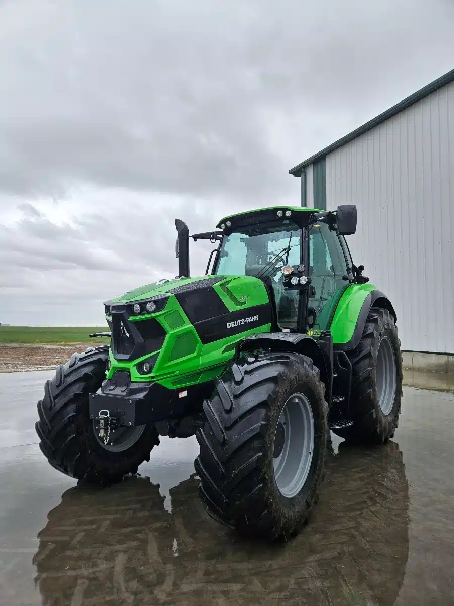 Gallery image 1 for 2022 Deutz Fahr AGROTRON 6165 Tractor