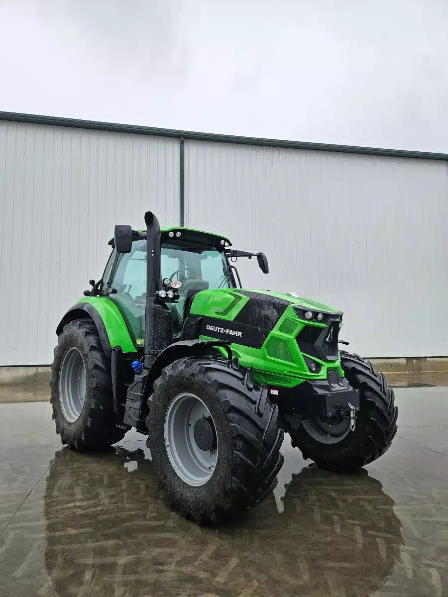 Gallery image 2 for 2022 Deutz Fahr AGROTRON 6165 Tractor