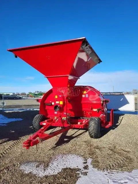 Image for New 2022 Akron GTT4010 Grain Bagger