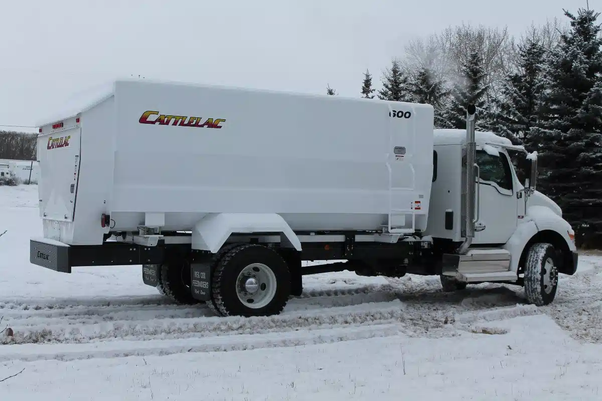 Gallery image 2 for New 2026 Cattlelac 600 TMR Mixer