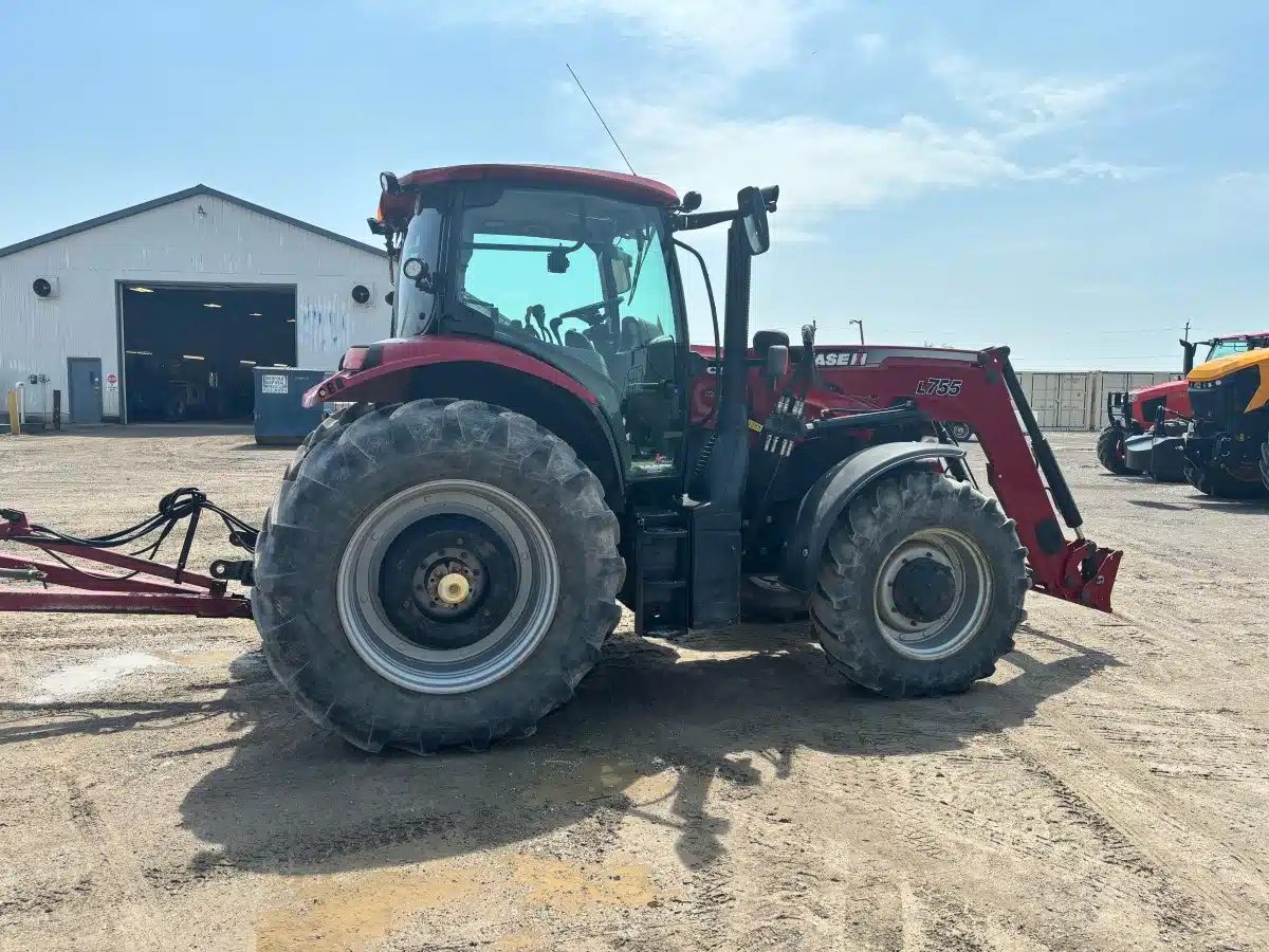 Gallery image 2 for Used 2017 Case IH MAXXUM 125 Tractor
