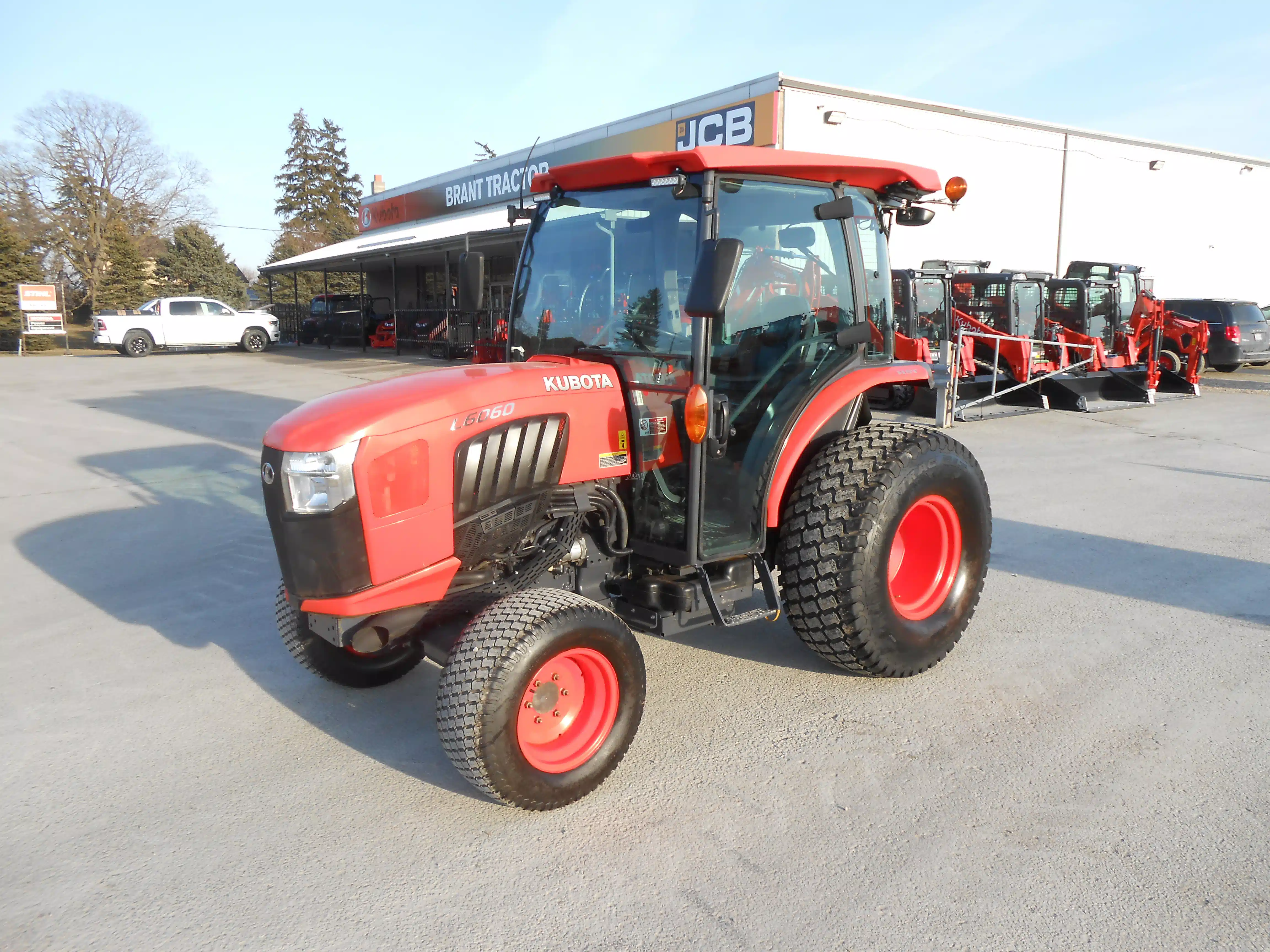 Tractors & Farm Equipment à vendre près de St. Catharines, ON