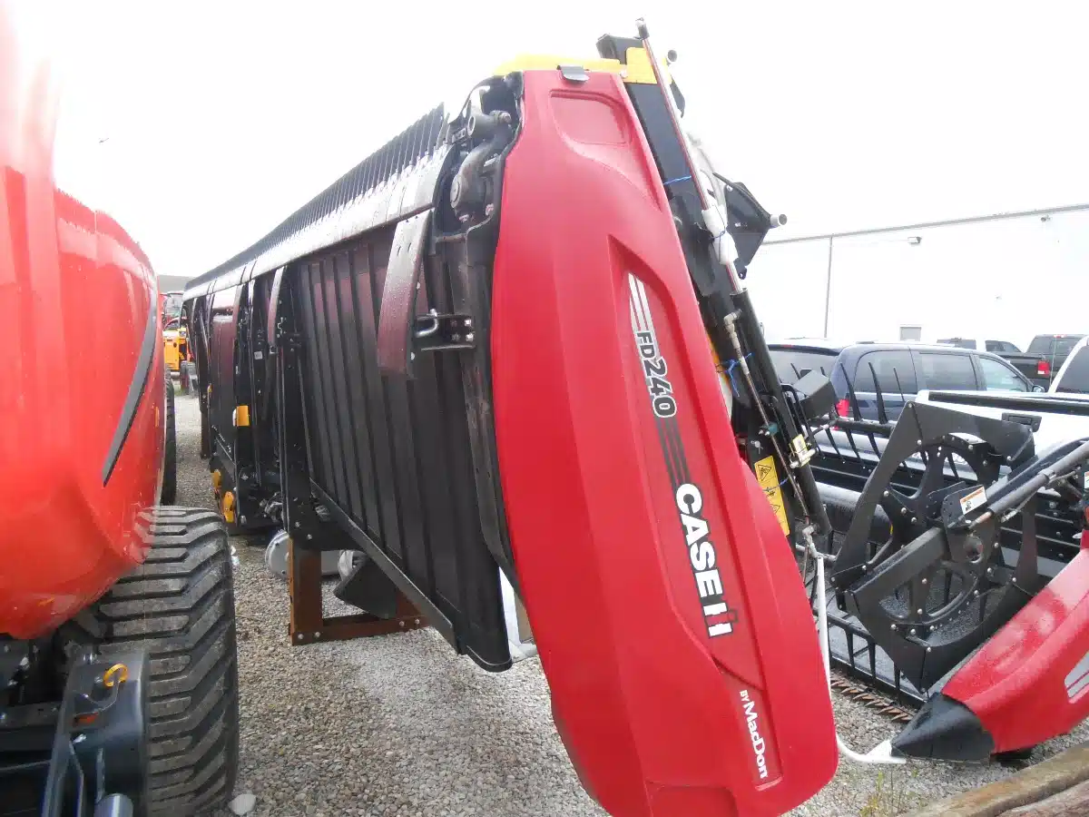 Gallery image 2 for New 2024 MacDon FD240 Header - Flex Draper