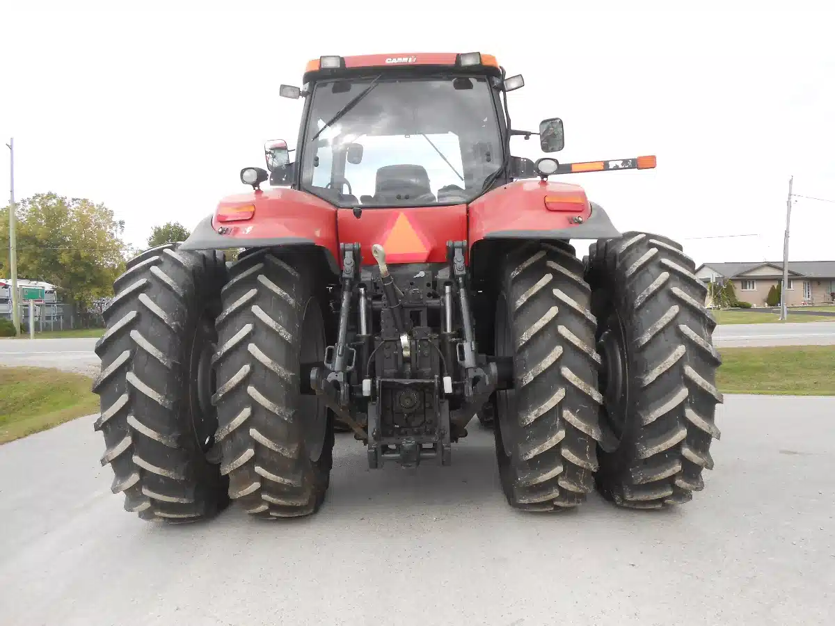 Gallery image 2 for Used 2014 Case IH MAGNUM 235 Tractor