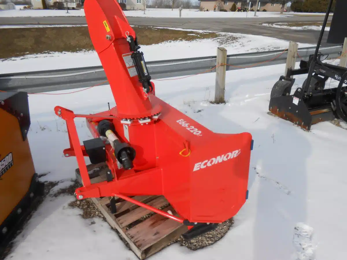 Gallery image 2 for 2025 Normand E54 Snow Blower