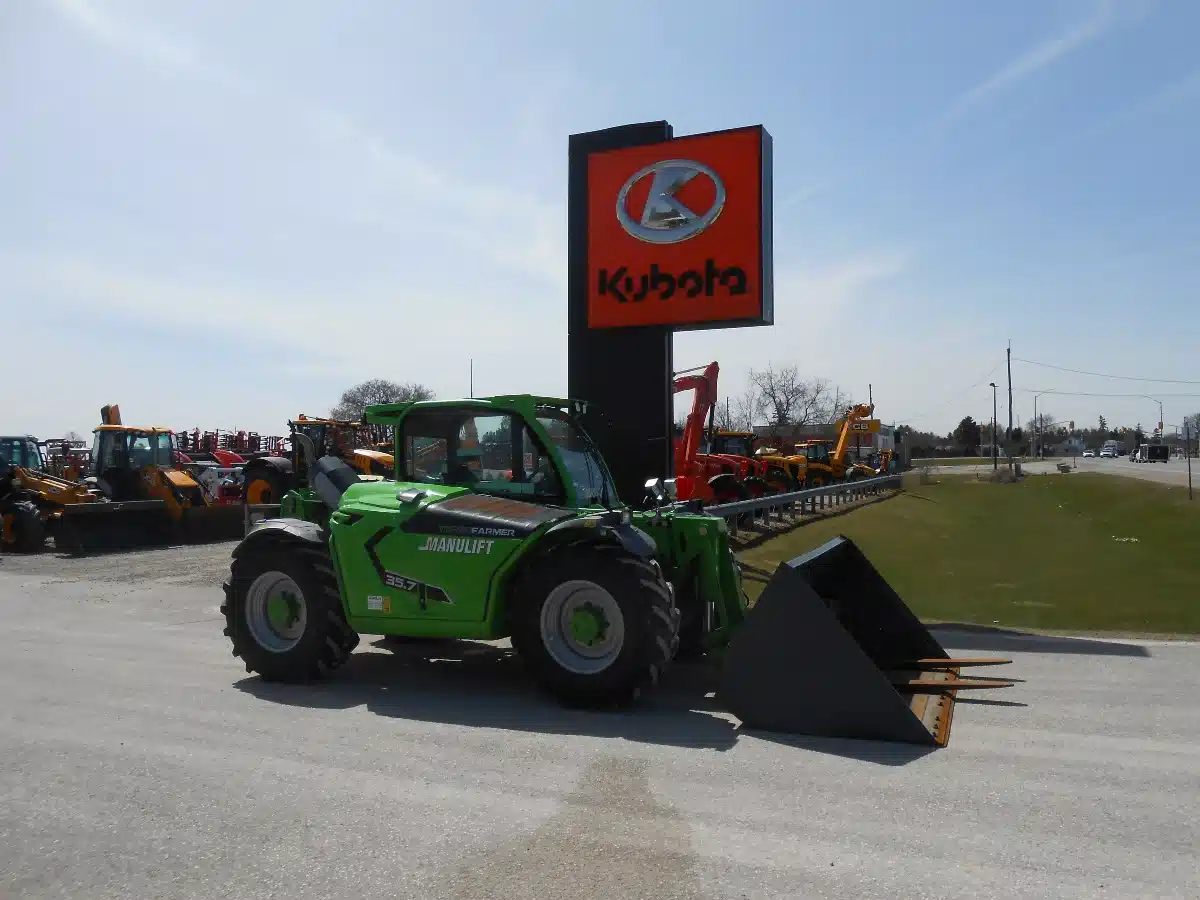 Gallery image 1 for Used 2023 Merlo TF35.7CS TeleHandler