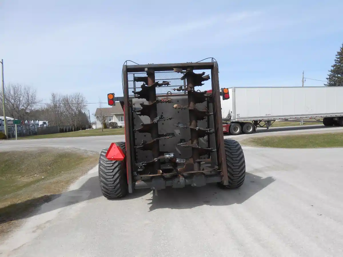 Gallery image 2 for Used 2022 Hagedorn HYDRA-SPREAD EXTRAVERT 5440 Manure Spreader