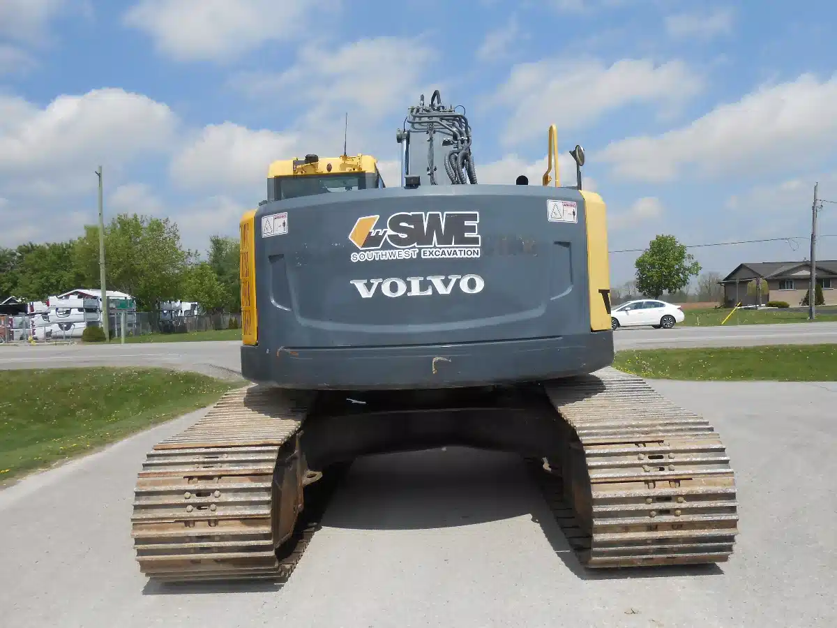 Gallery image 2 for Used 2014 Volvo ECR305C Excavator