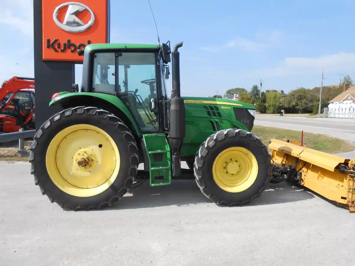 Gallery image 2 for Used 2018 John Deere 6120M Tractor