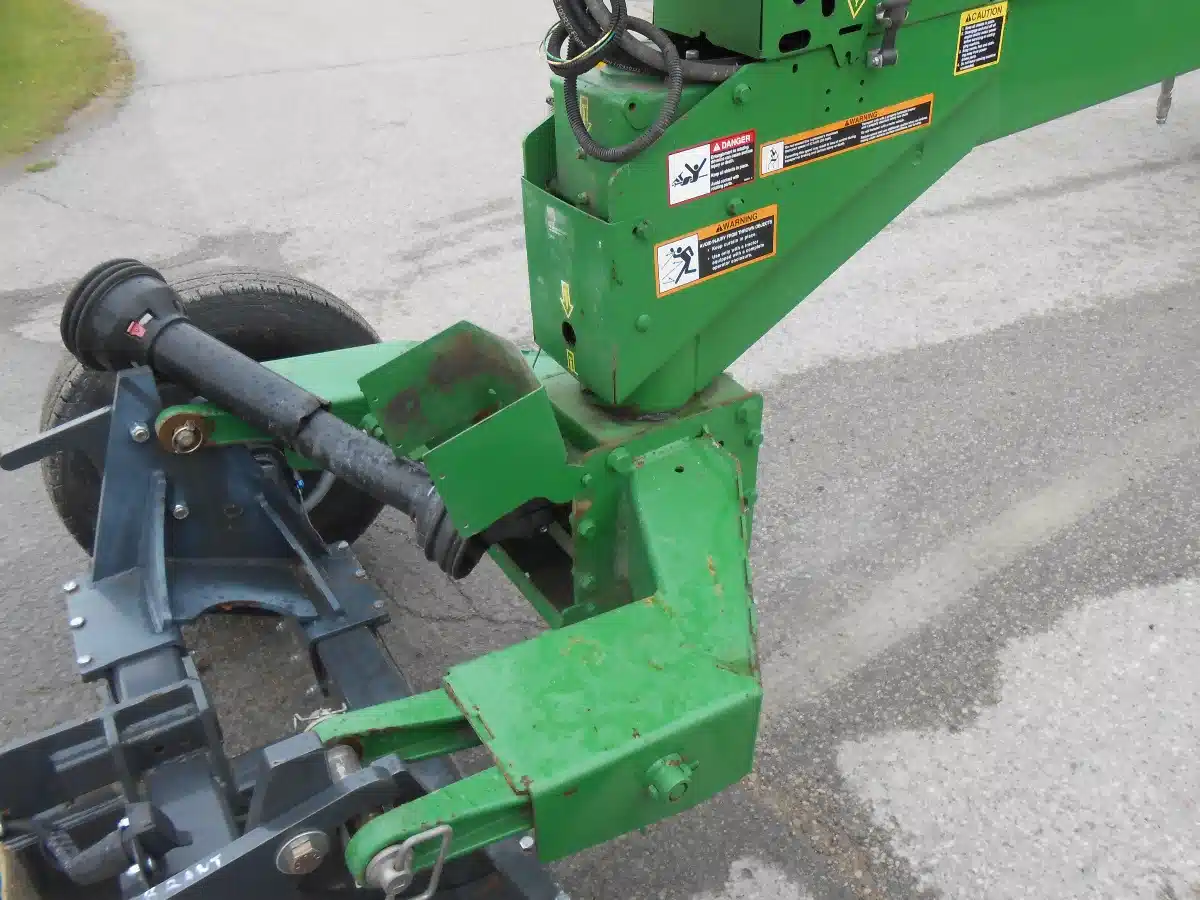 Gallery image 1 for Used 2018 John Deere 946 Disc Mower Conditioner