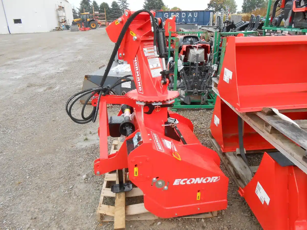 Gallery image 2 for 2025 Normand EN-E54-22HYBK Snow Blower