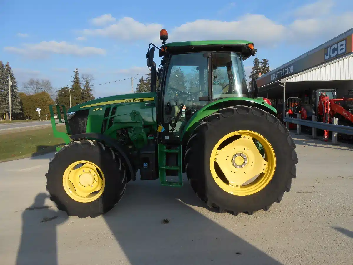 Gallery image 1 for 2017 John Deere 6135E Tractor