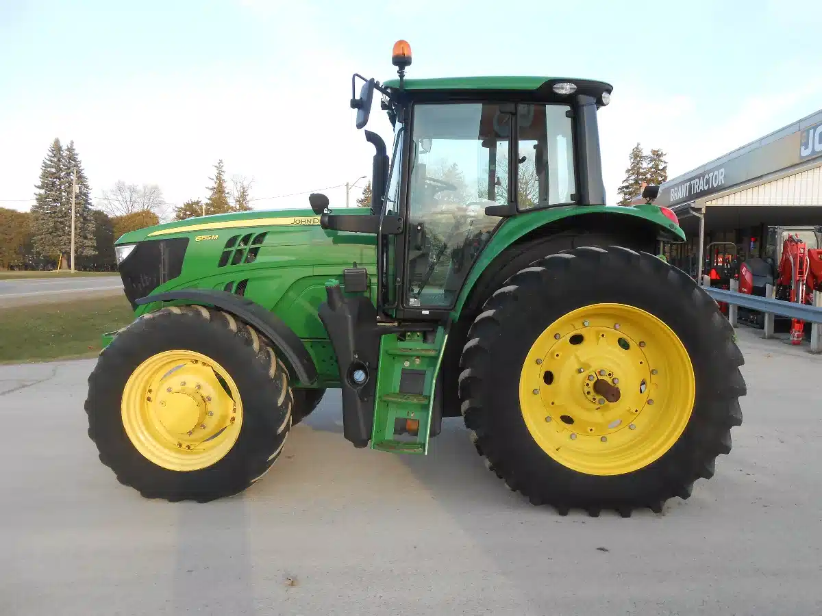 Gallery image 1 for 2020 John Deere 6155M Tractor