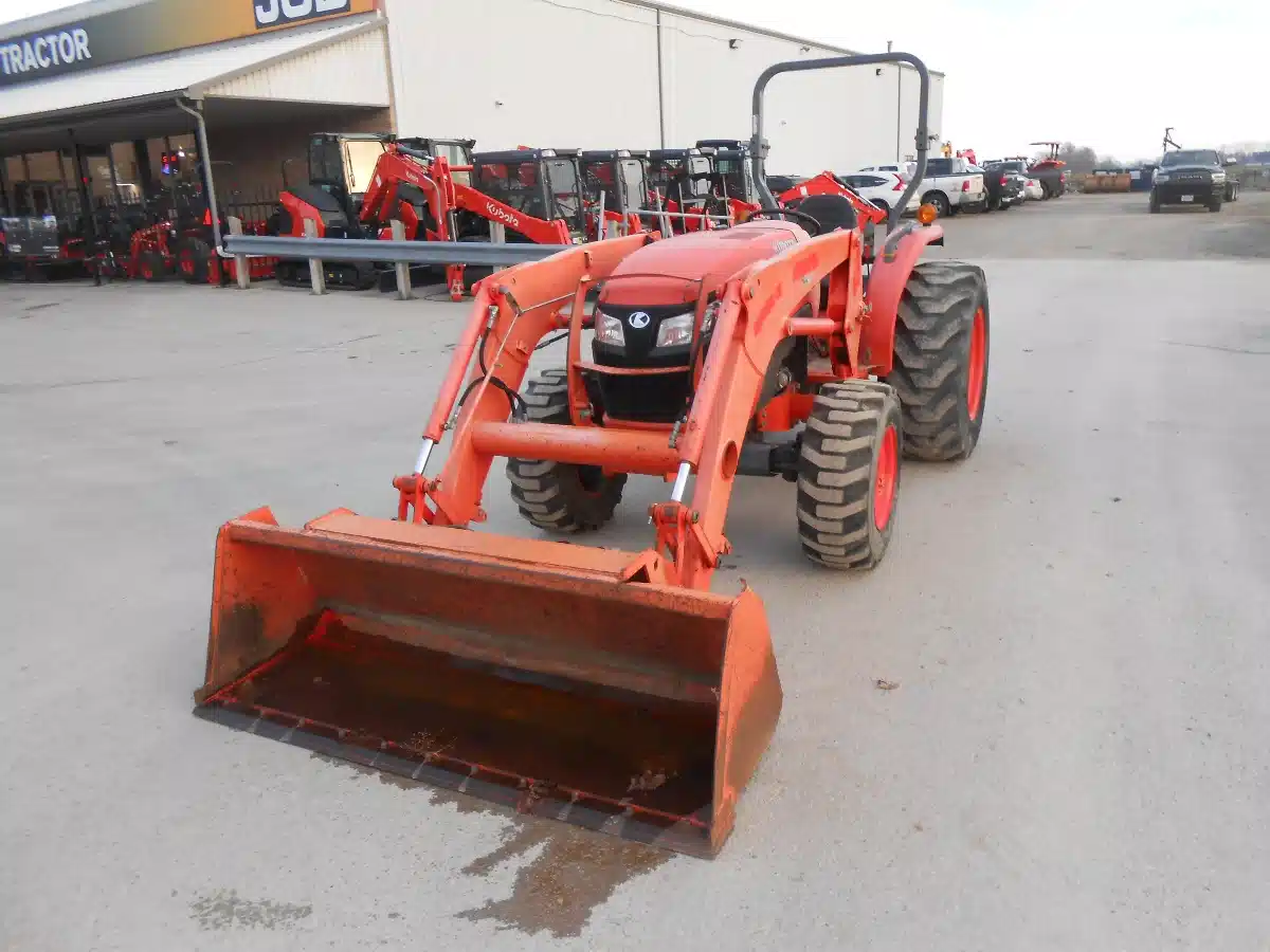 Gallery image 2 for 2015 Kubota MX5200HST Tractor