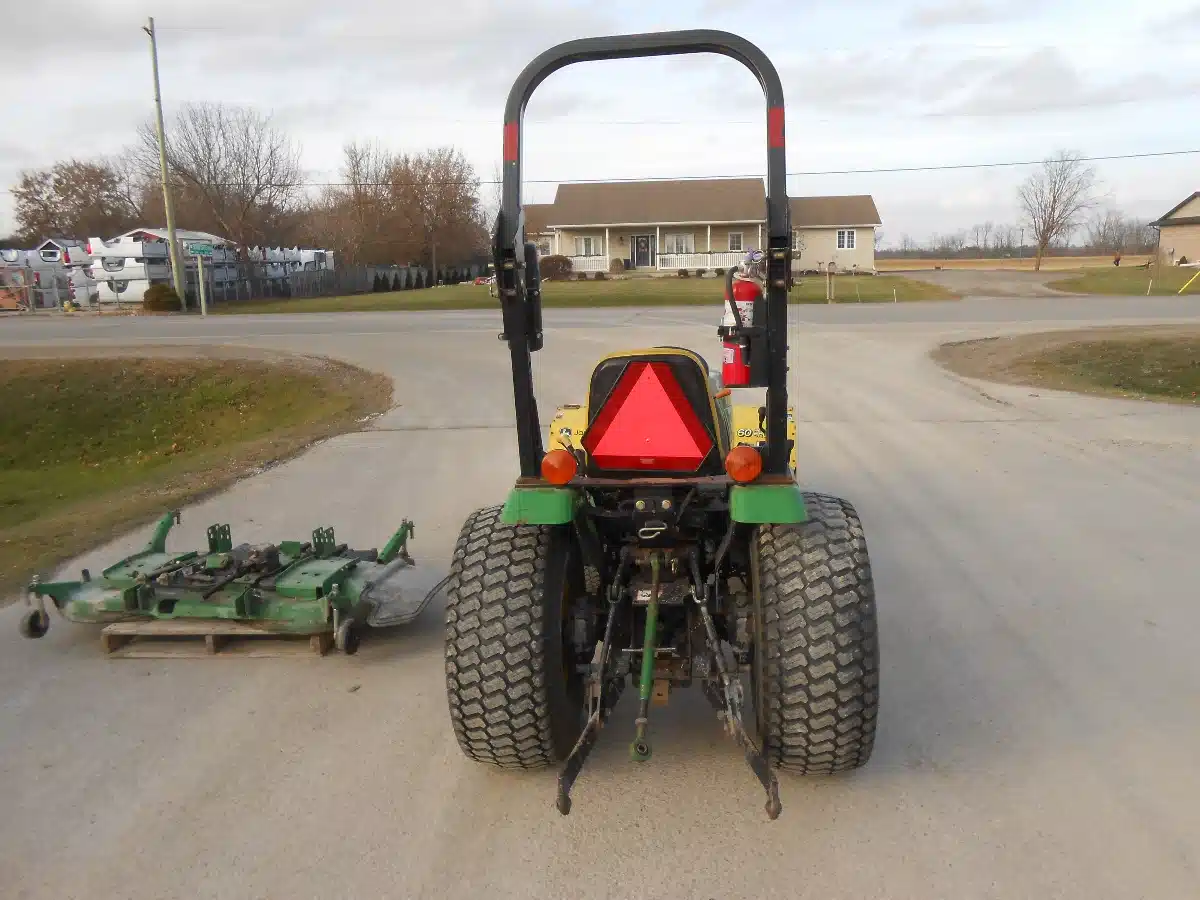 Gallery image 2 for 2009 John Deere 2320 Tractor