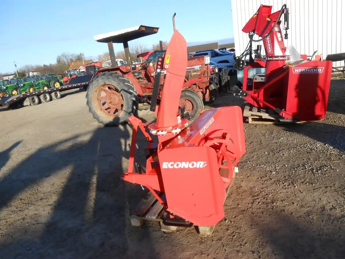 Gallery image 1 for 2026 Normand E54-220PLUS Snow Blower