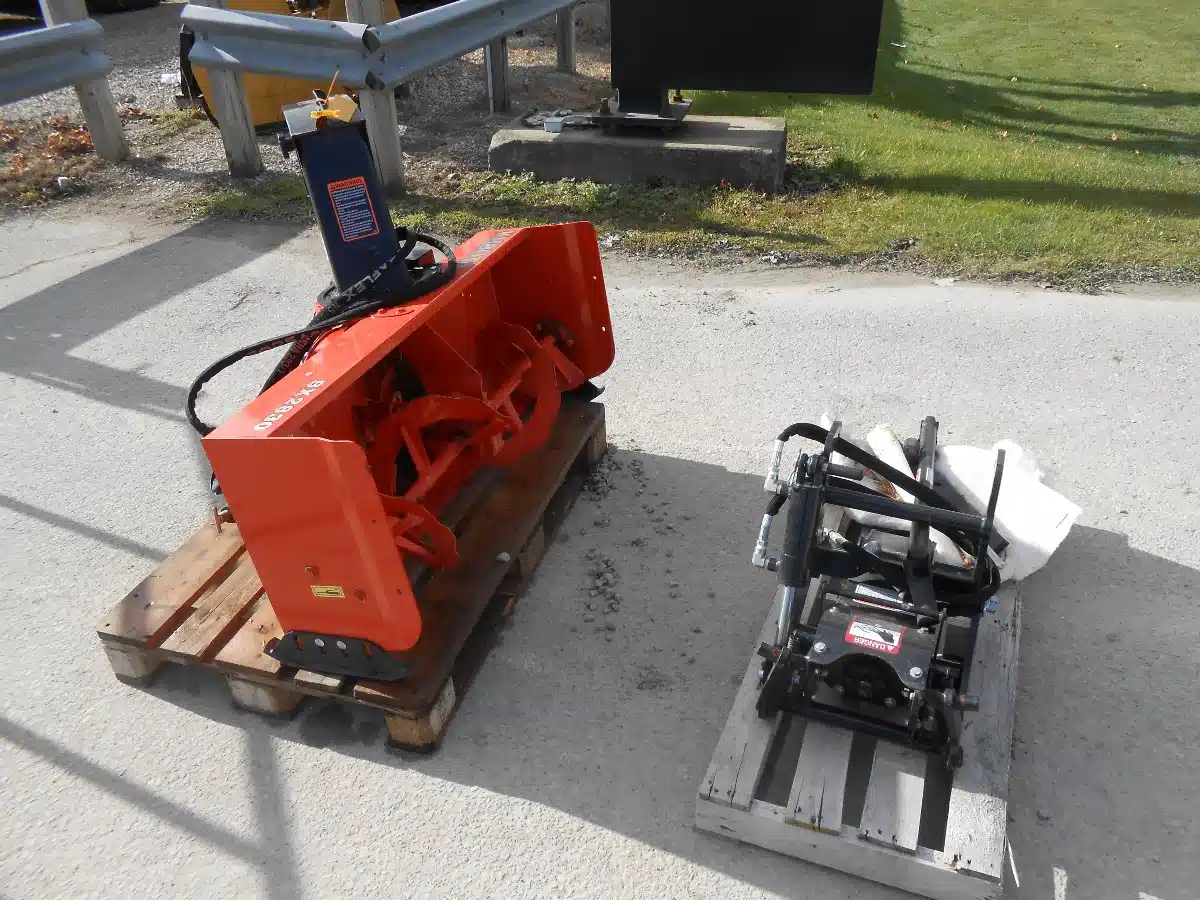 Used 2025 Kubota BX2830 Snow Blower